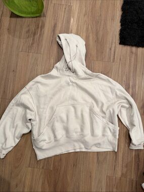Nike Women's White Cropped Pullover Hoodie